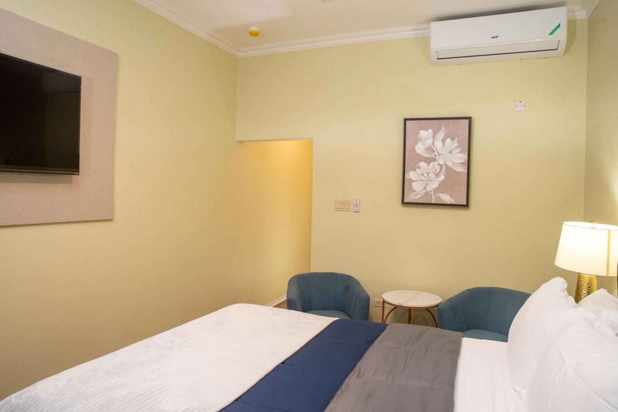 Sky'S Villa Resort Buff Bay 외부 사진