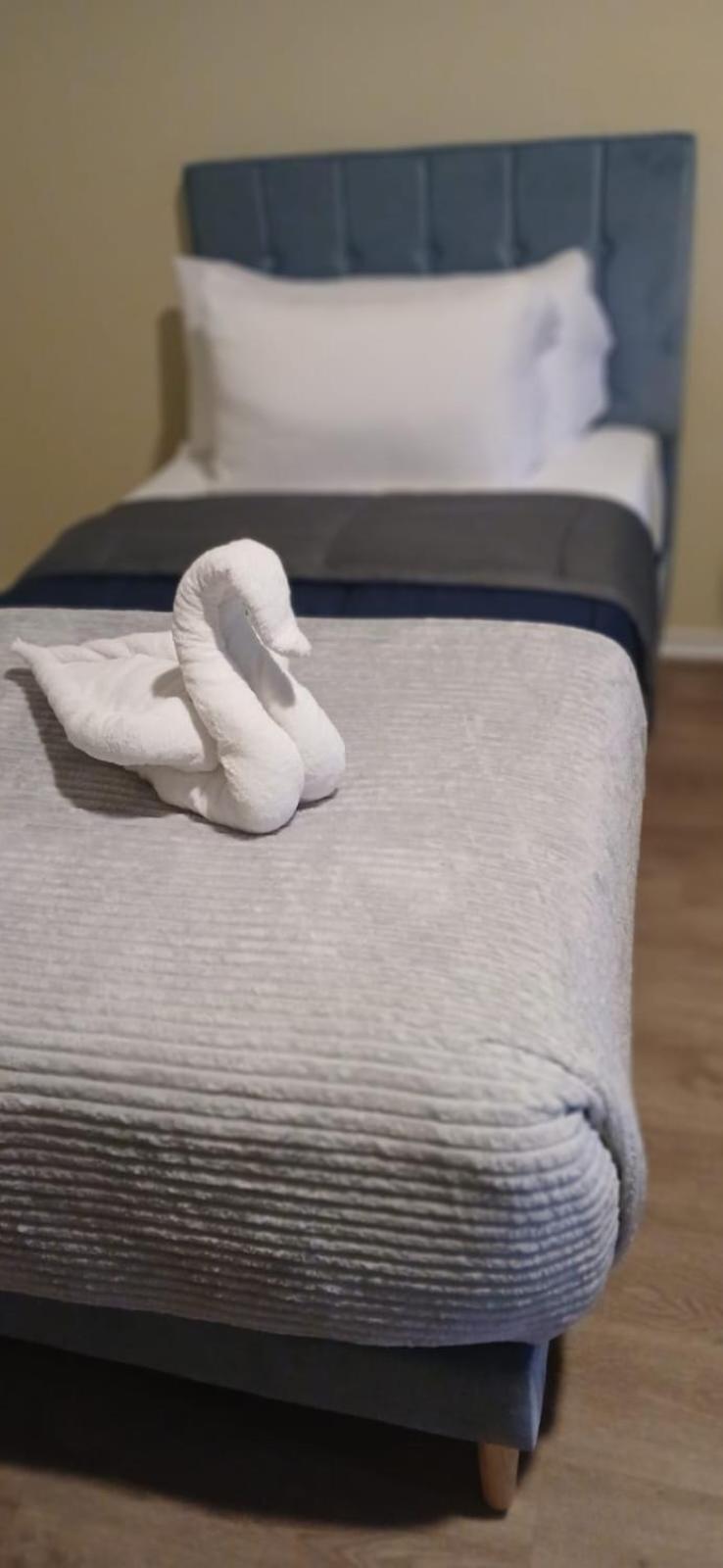 Sky'S Villa Resort Buff Bay 외부 사진